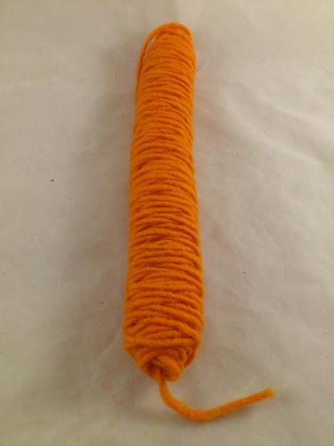 Cordelette de laine 55 m. orange (OR09)